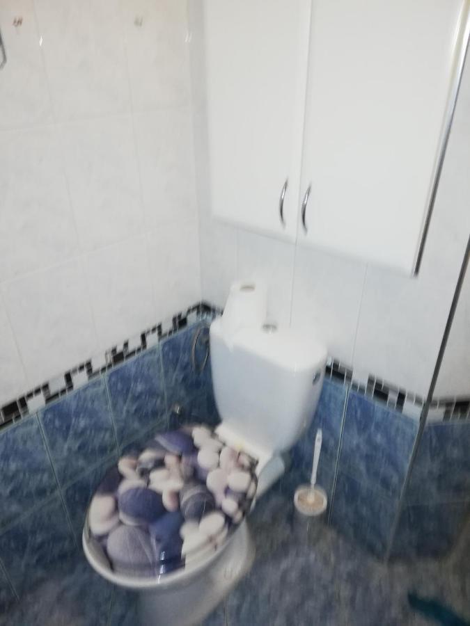 Trajan Apartment *